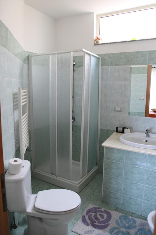 Bed And Breakfast Gigi Furci Siculo Ruang foto
